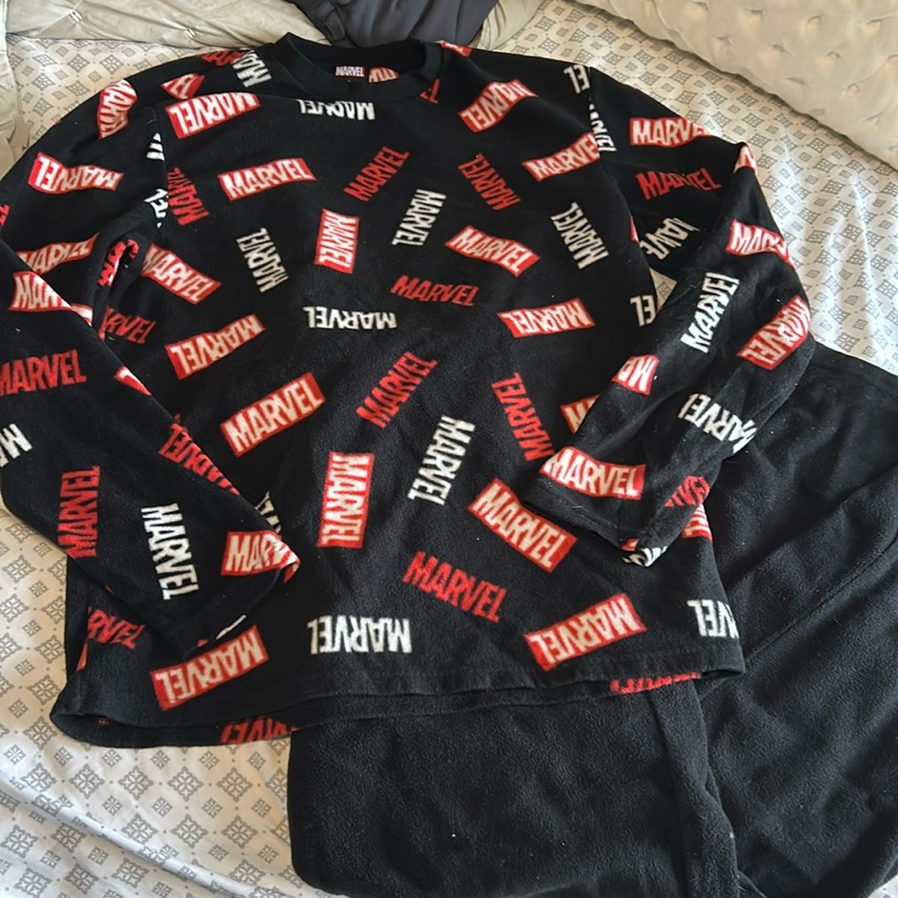 Marvel Fleece Logo Pajamas - Medium